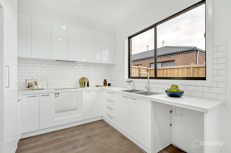 Property photo of 17 Bethnal Avenue Wollert VIC 3750