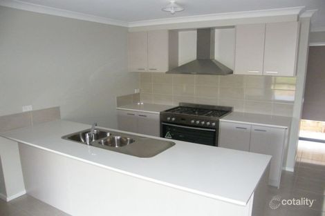 Property photo of 12 Morello Place Berwick VIC 3806