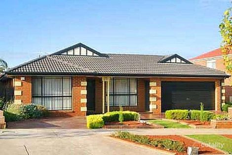 Property photo of 4 Whiteley Parade Taylors Lakes VIC 3038
