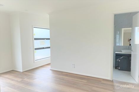 Property photo of 1 Bear Street Tarneit VIC 3029