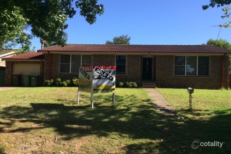 36 William Cox Dr, Richmond, NSW 2753