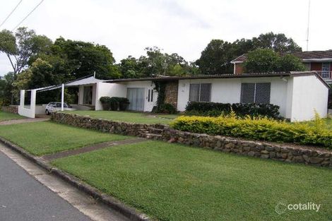 25 Petersen Ave, Southport, QLD 4215