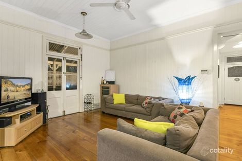 Property photo of 44 Jenolan Avenue Hawthorne QLD 4171