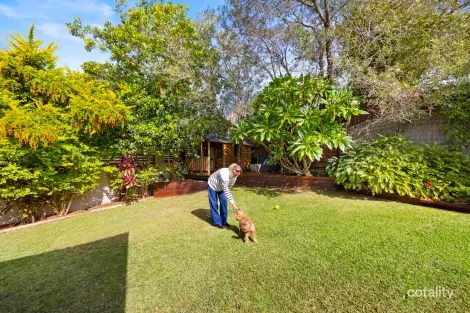 Property photo of 12 Kokoda Crescent Beacon Hill NSW 2100