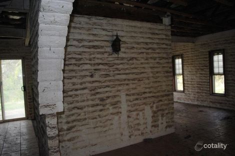 Property photo of 163 Riverside Avenue Barellan Point QLD 4306