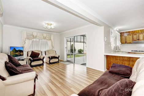 Property photo of 13 Gunbower Crescent Meadow Heights VIC 3048