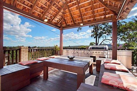 17 Phillipa St, Kenmore, QLD 4069