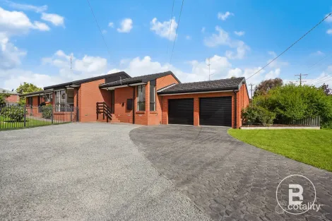 10 Sidbury Ave, Wendouree, VIC 3355