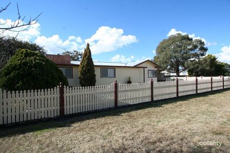 140 Miles St, Tenterfield, NSW 2372