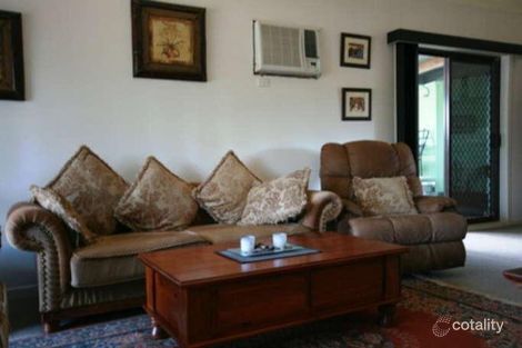 Property photo of 2 Vista Street St Albans VIC 3021