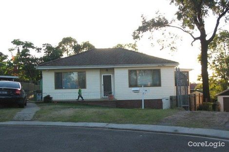 Property photo of 12 Thorne Avenue Pendle Hill NSW 2145
