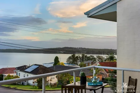 Property photo of 3/37A Berkeley Street Speers Point NSW 2284