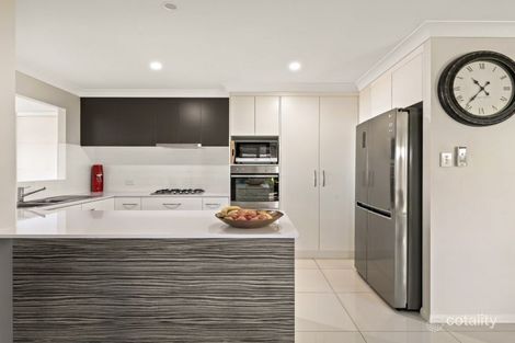 Property photo of 29 Renshaw Crescent Kearneys Spring QLD 4350