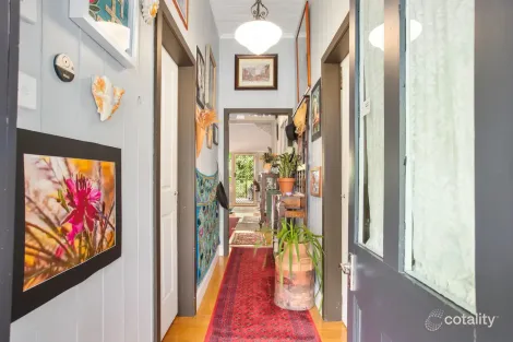 Property photo of 20 Delacy North Ipswich QLD 4305
