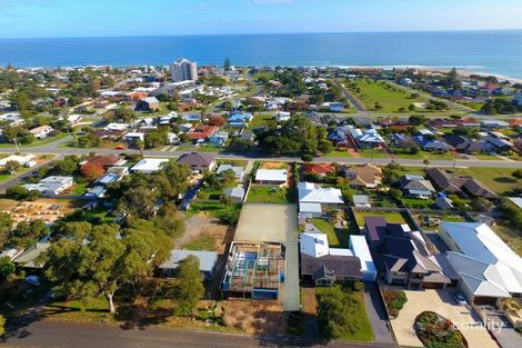 24b Peter St, Halls Head, WA 6210