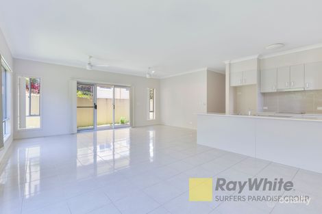Property photo of 15/6 Pendraat Parade Hope Island QLD 4212