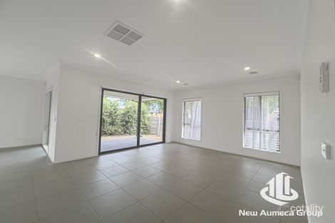 Property photo of 15 Dingo Street Point Cook VIC 3030