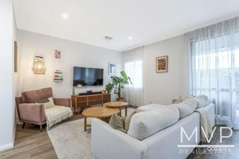 5 Conifer Pl, Kardinya, WA 6163