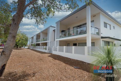 Property photo of 11/2 Coojong Link Success WA 6164