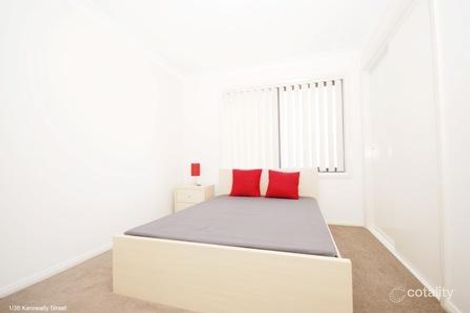 Property photo of 4/38 Kenneally Street Kooringal NSW 2650