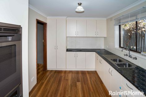 Property photo of 6 Sherwood Avenue Kooringal NSW 2650