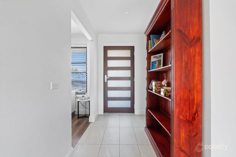 Property photo of 12 Camms Way Meadow Heights VIC 3048
