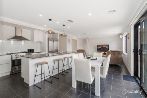 Property photo of 37 Swanson Boulevard Strathfieldsaye VIC 3551