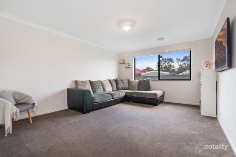 Property photo of 37 Swanson Boulevard Strathfieldsaye VIC 3551