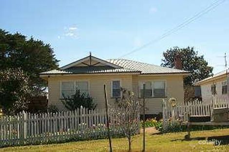 11 Glendower St, Mount Lofty, QLD 4350