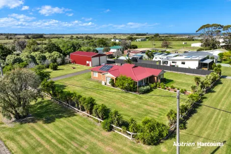 44 SOUTH ST, PORT ALBERT, VIC 3971