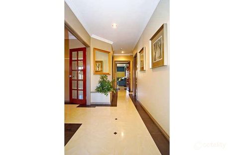 Property photo of 11 Coralvine Grange Stirling WA 6021