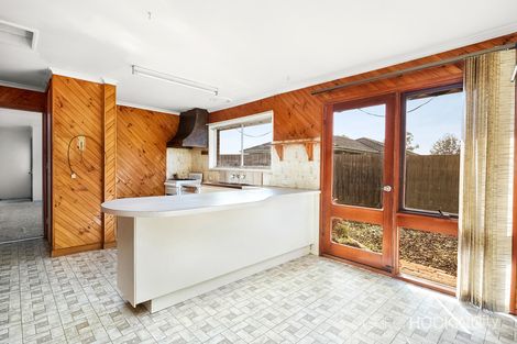 Property photo of 1 Walwa Place Werribee VIC 3030