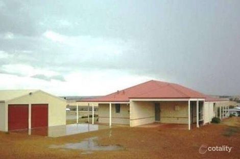 8 Hewett Rd, Wongan Hills, WA 6603