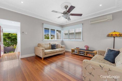 Property photo of 7 Greens Road Coorparoo QLD 4151