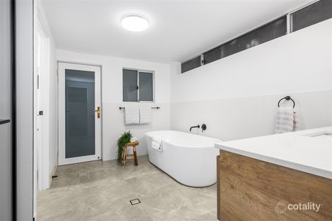 Property photo of 27 Eddowes Street Kedron QLD 4031