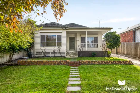 Property photo of 10 Moama Crescent Pascoe Vale South VIC 3044