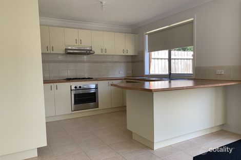 Property photo of 7 Lyrebird Walk Whittlesea VIC 3757