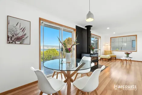 Property photo of 2/35 Waverley Street Bellerive TAS 7018