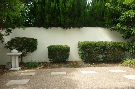 Property photo of 28 Birt Avenue Surfers Paradise QLD 4217