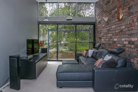 Property photo of 21 Anne Crescent Blaxland NSW 2774