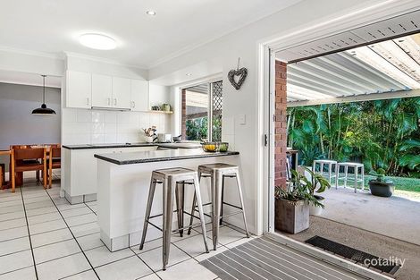 Property photo of 11 Wilga Grove Ashmore QLD 4214