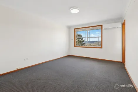 Property photo of 82 Oakey Forest Road Marrangaroo NSW 2790