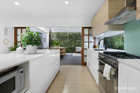 Property photo of 2/118 Petrel Avenue Mermaid Beach QLD 4218