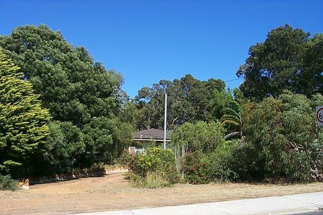 348 Canning Rd, Lesmurdie, WA 6076