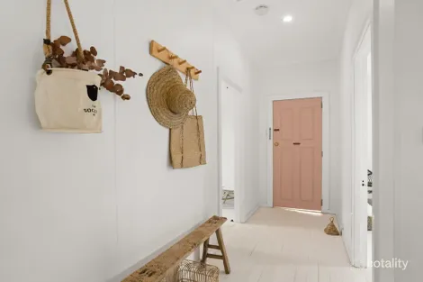 Property photo of 64 Commerce Street Taree NSW 2430