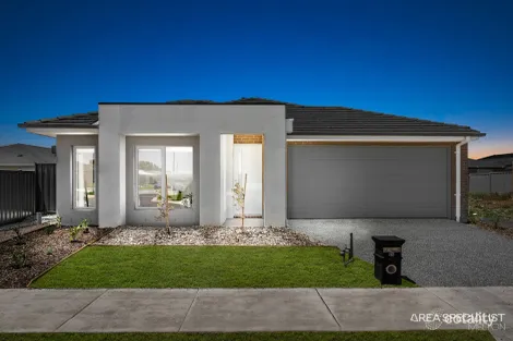 24 Hanover Cct, Melton South, VIC 3338