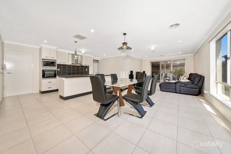 Property photo of 17 Northumbria Street Cranbourne East VIC 3977