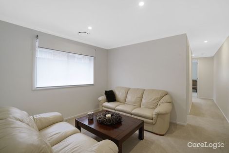 Property photo of 10 Collett Circuit Appin NSW 2560