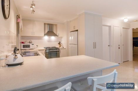 Property photo of 6 Emma Court Berwick VIC 3806