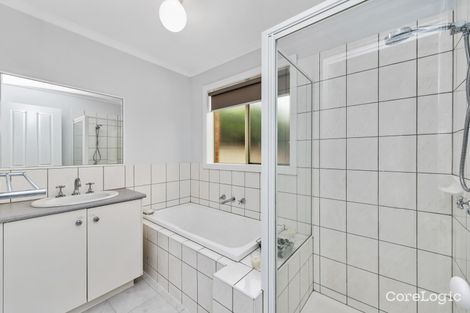 Property photo of 13 Lauffre Walk Caroline Springs VIC 3023